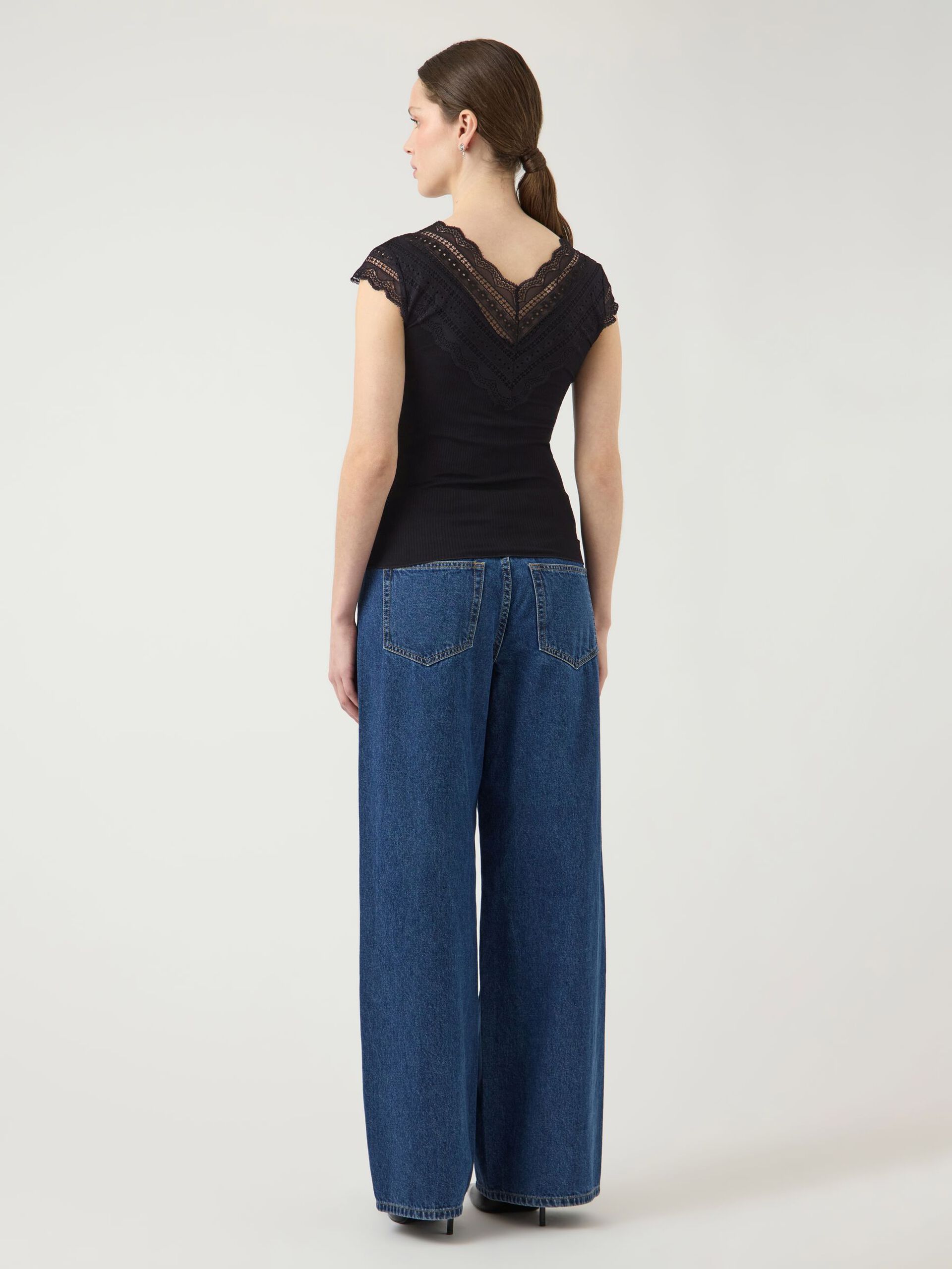  YASELLINA TOP