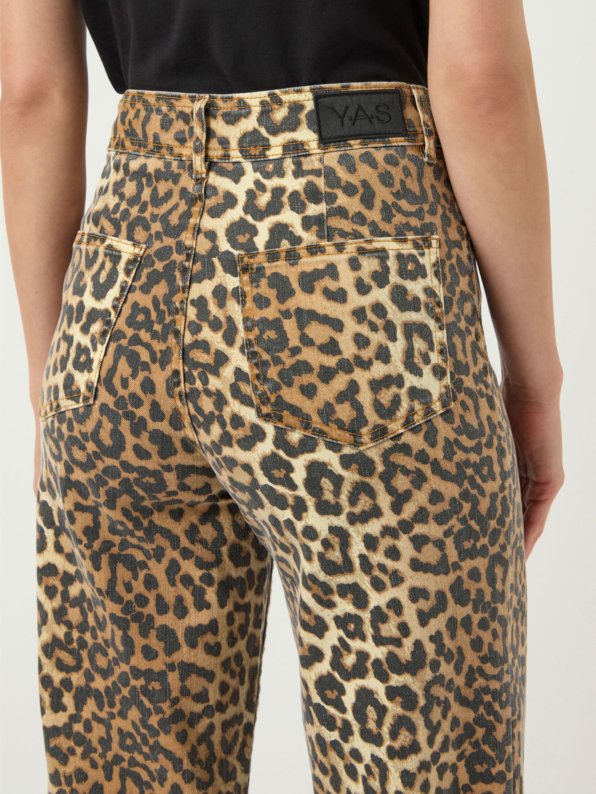  YASLEONORA JEANS