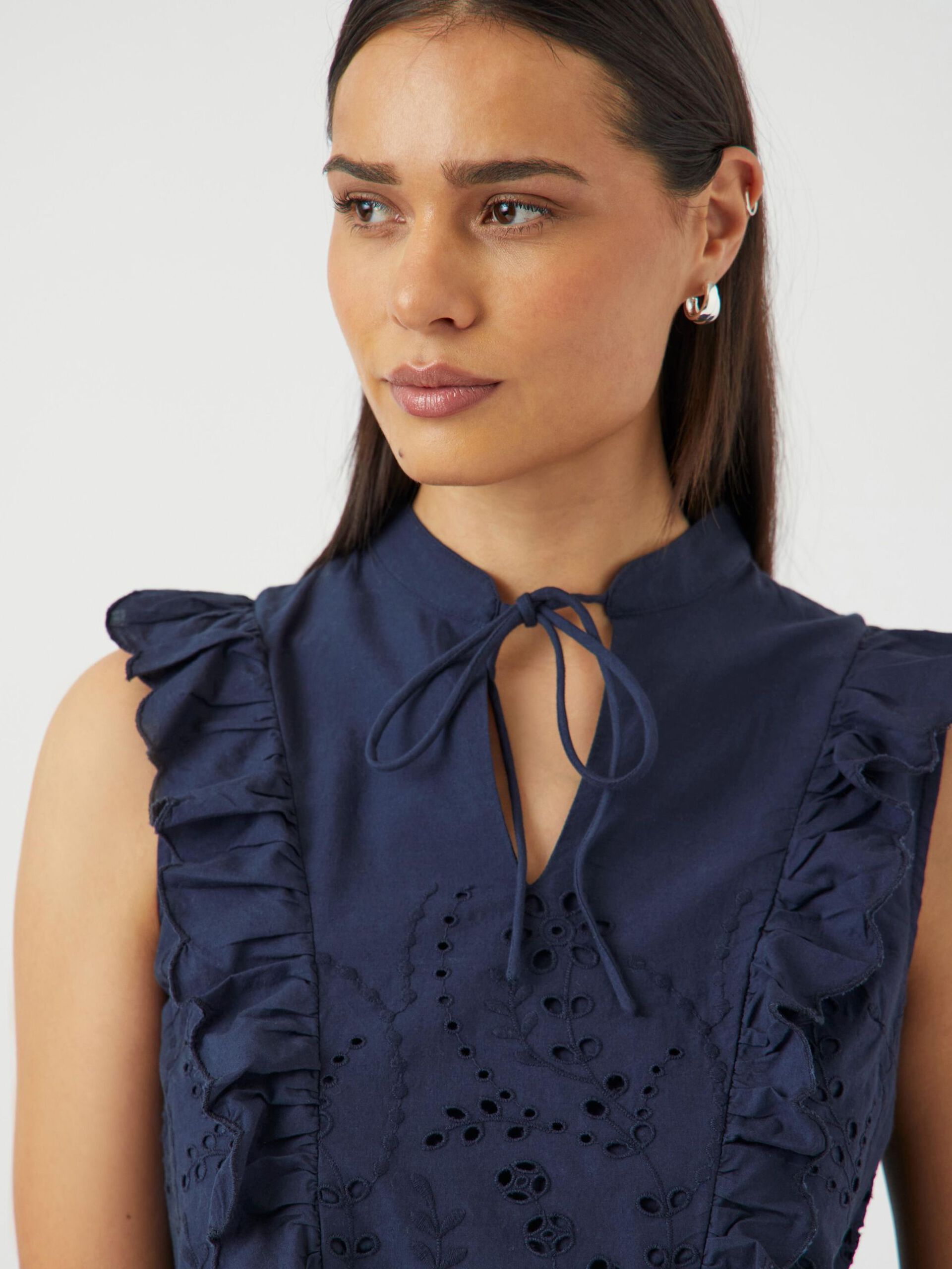 YASLUMA MOUWLOZE TOP