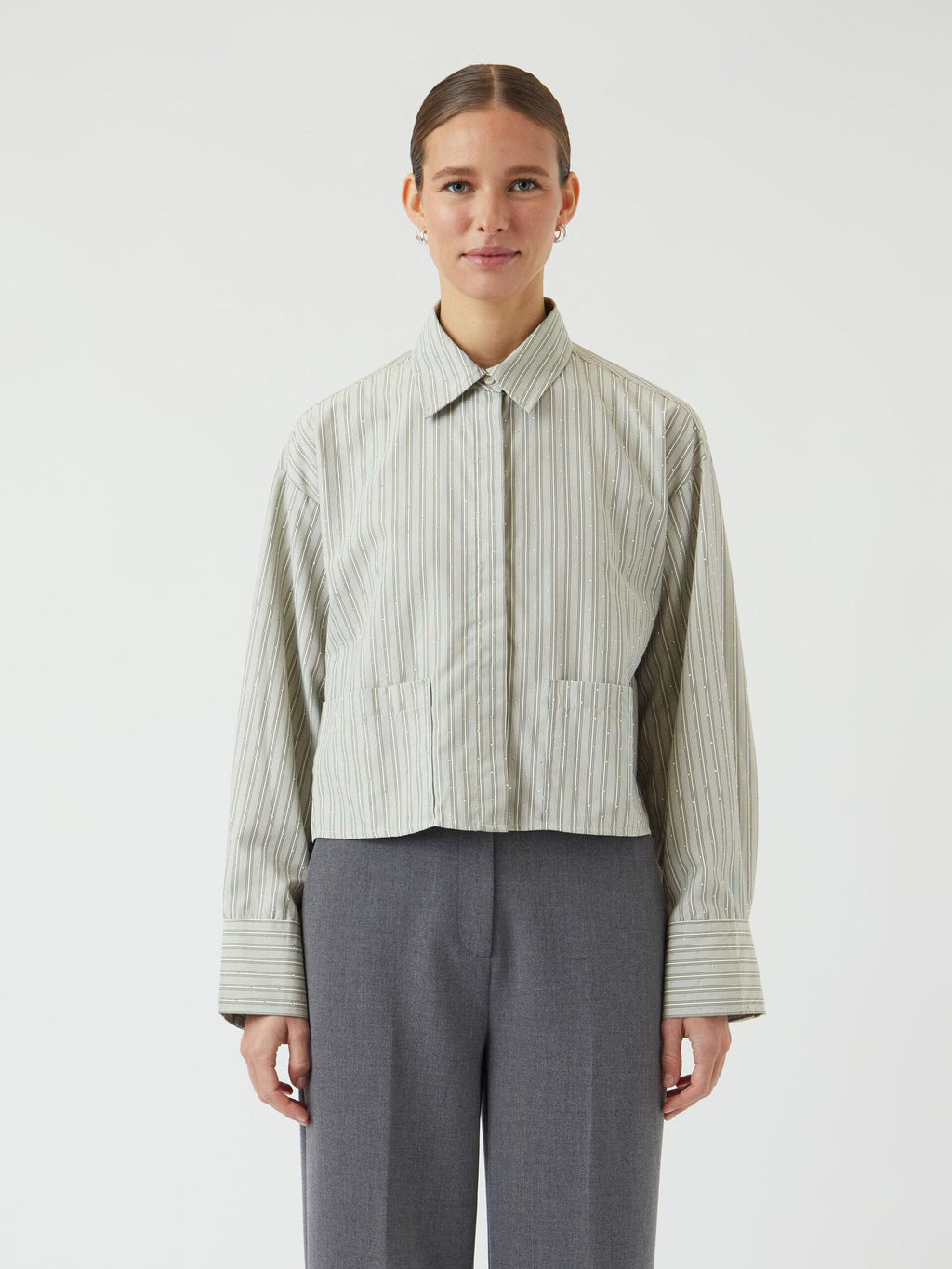  YASLEE CROPPED BLOUSE