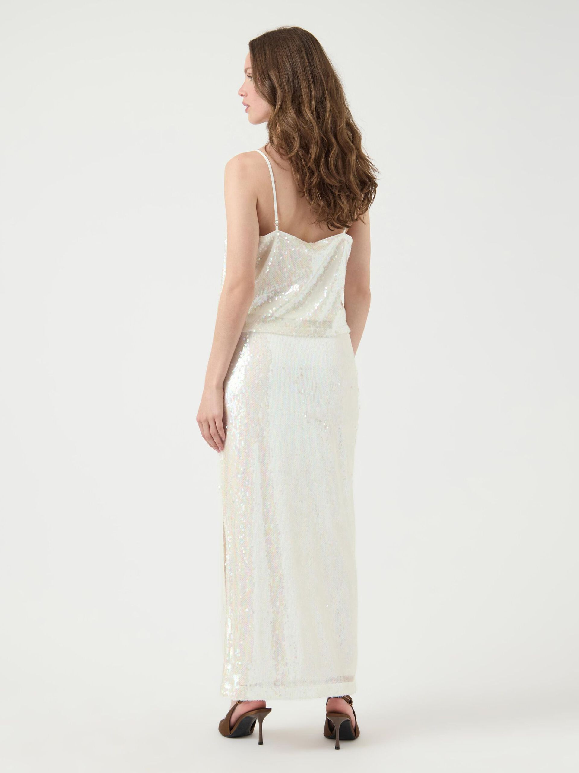  YASSEQUINA MIDDELLANGE ROK