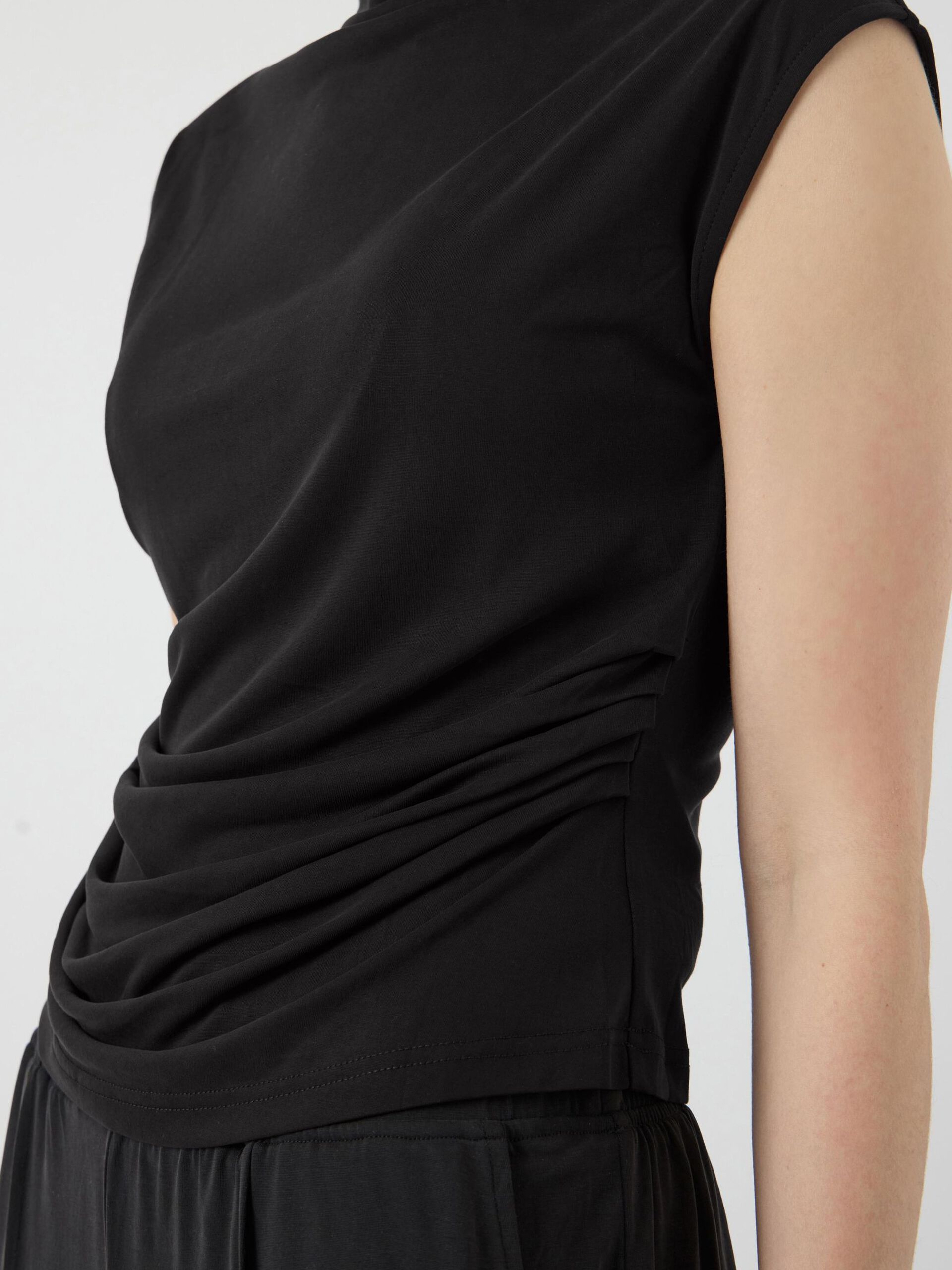  YASLYSA MOUWLOZE TOP