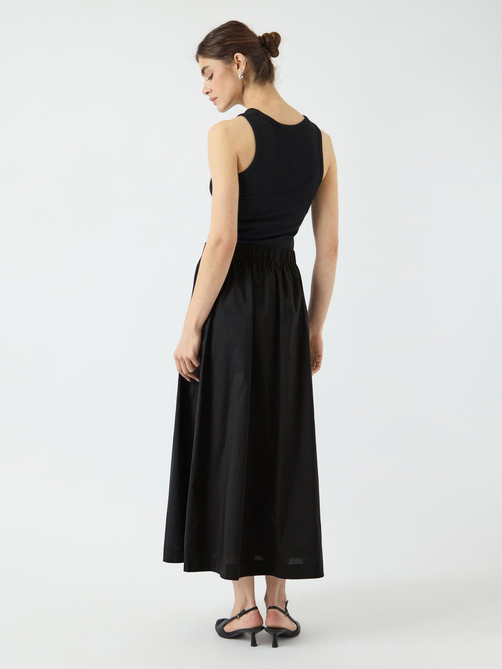  YASULEA MIDDELLANGE ROK