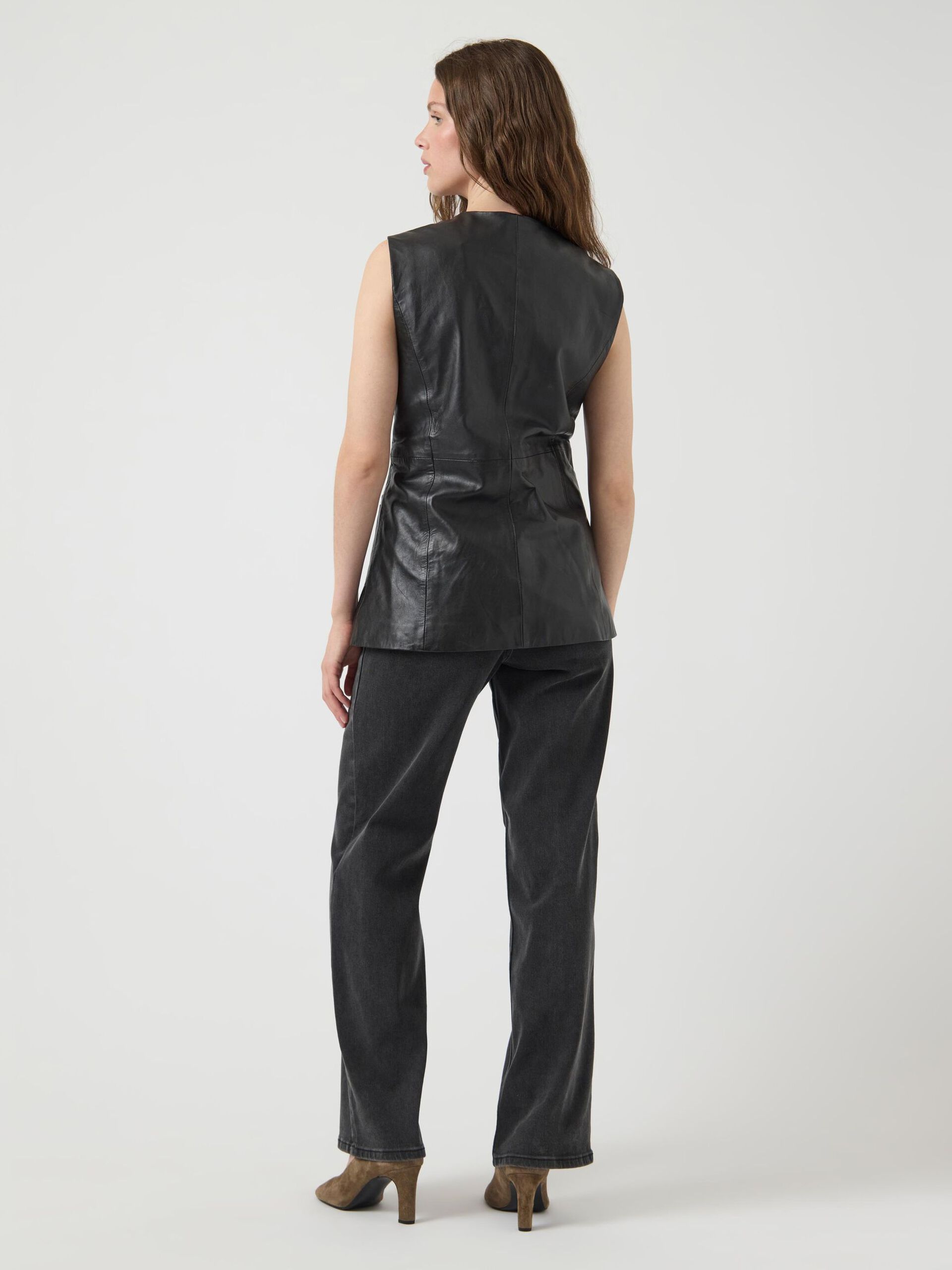  YASVERA LEER GILET